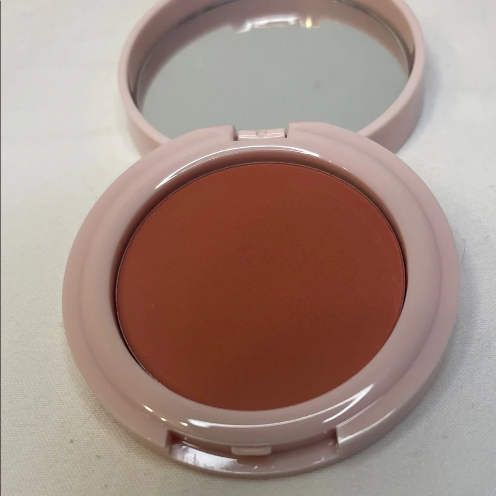Mally Beauty Bulletproof Powder Blush Confident Coral NIP